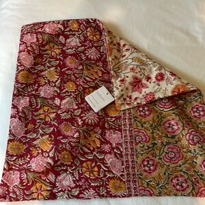 Pottery Barn pillow cover 20 x 20